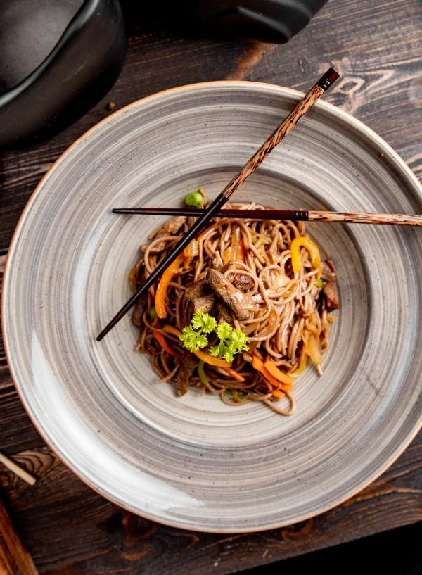 noodles-prepared-with-meat-bell-peppers-sauce